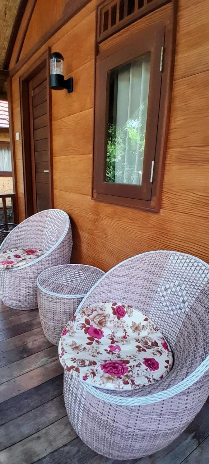 Bidara Cottage Labuhan Pandan Eksteriør bilde